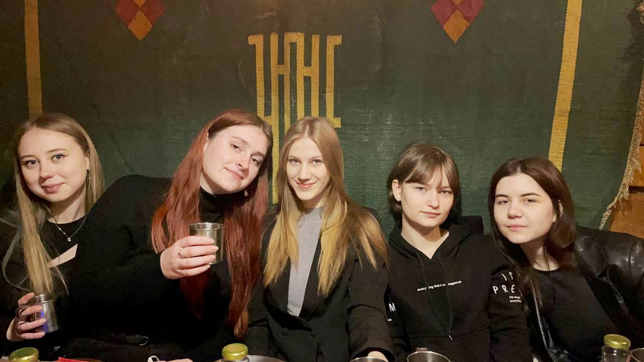 У перерві між екскурсіями студенти-першокурсники відвідали Криївку.
